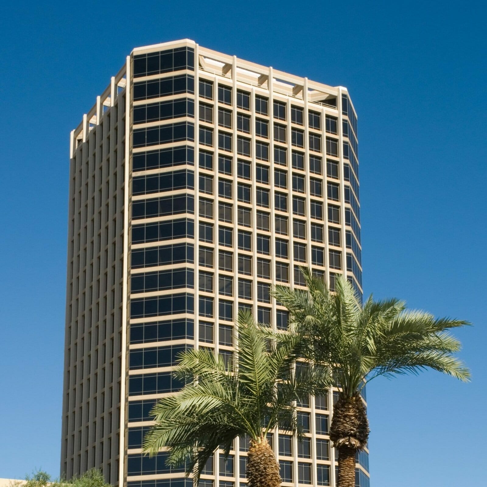 sell commercial real estate Phoenix 1