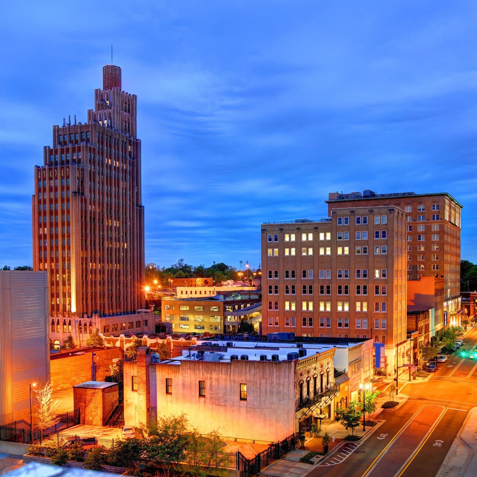 We Buy Commercial Real Estate in Jackson, MS 1