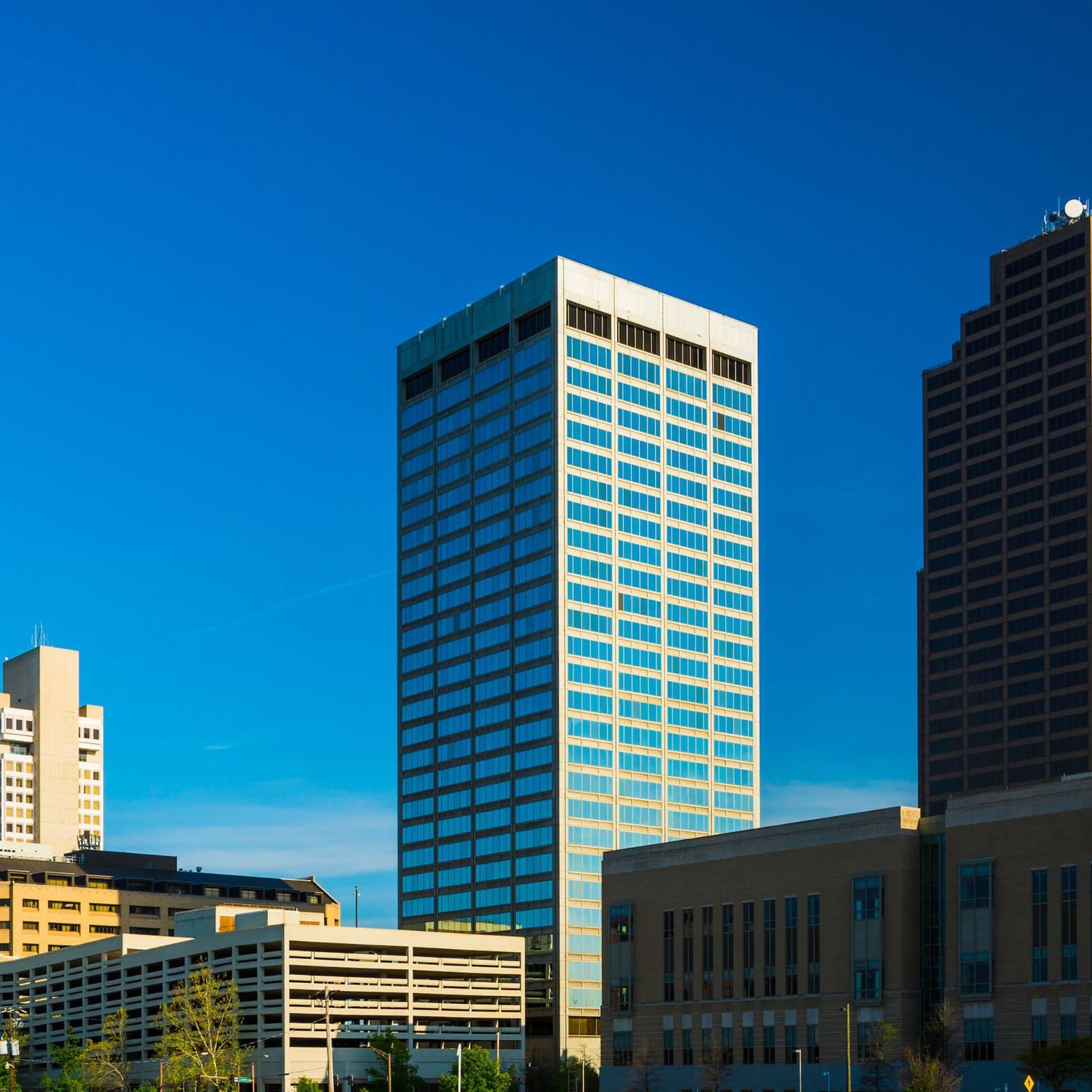 sell commercial real estate in Little Rock, AR